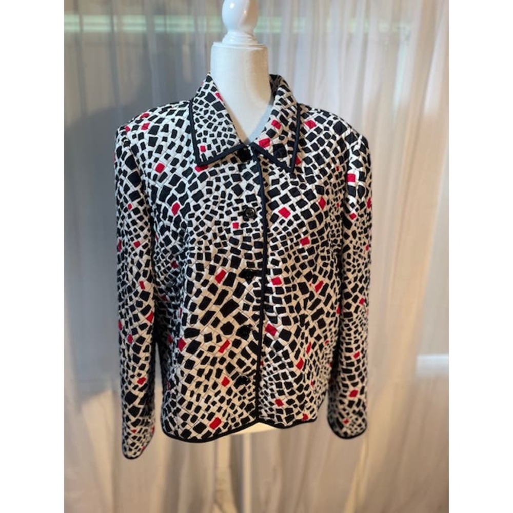 Vintage Maggy London Size 16 Quilted Jacket 100% Silk White Red Black‎ Pattern